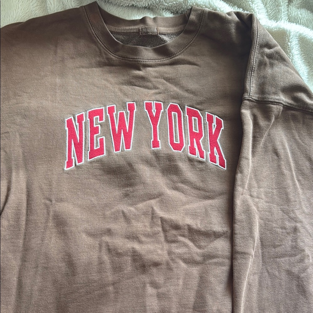 Brandy Melville oversized crewneck
